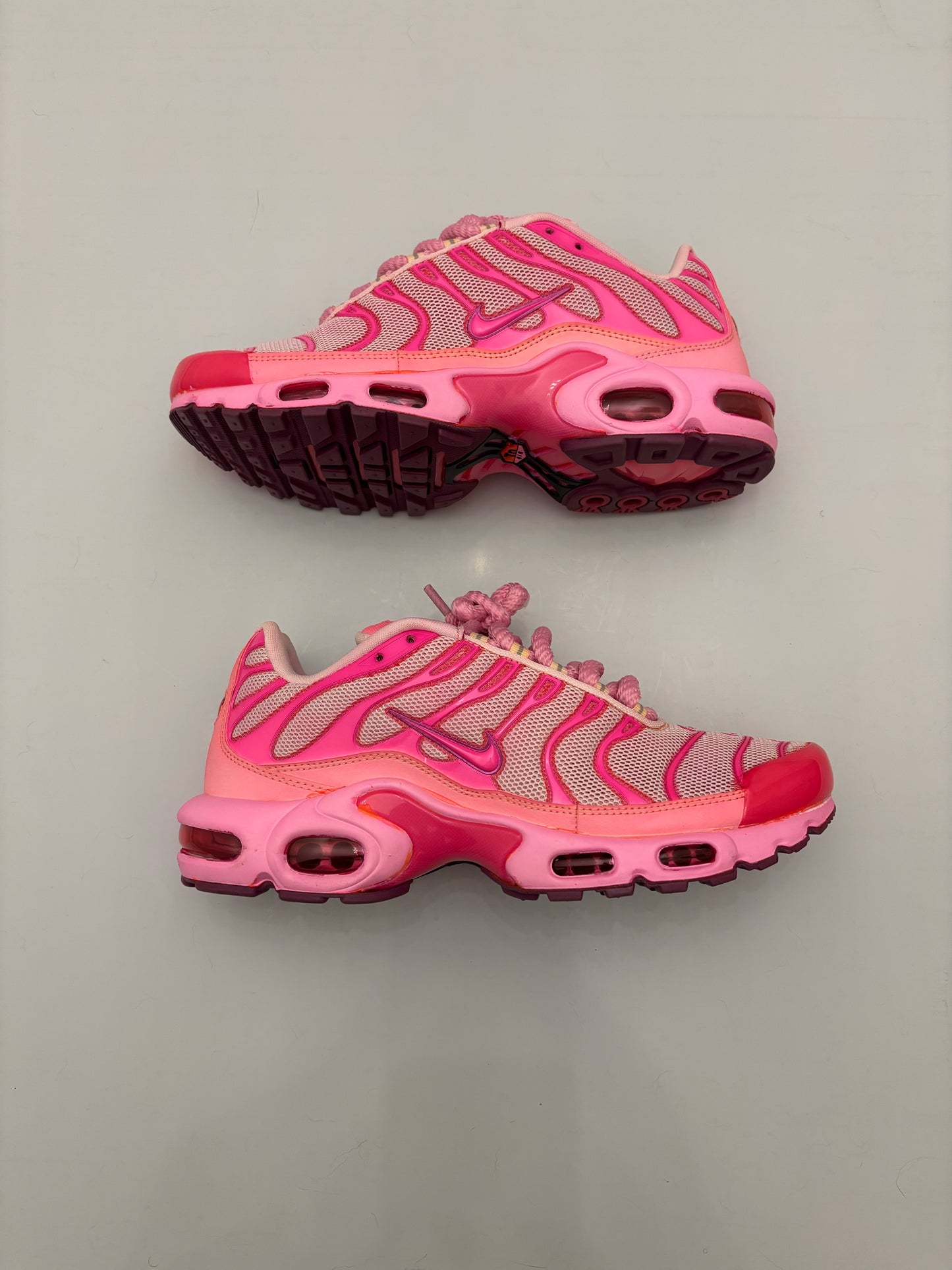 CUSTOM NIKE TN FULL ROSE