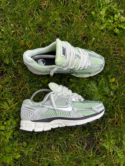 NIKE VOMERO 5 CHROME & VERT NÉON HOMME